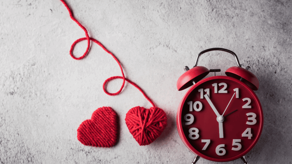 Heure miroir 22h22 : Quelle signification ? Quelqu’un pense-t-il à vous ? Heure miroir 22h22